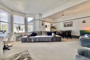 Family Room- click for photo gallery